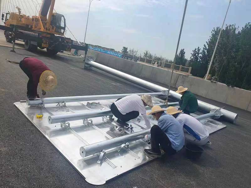 交通标志杆 、标志牌