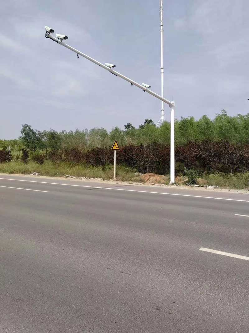 监控杆