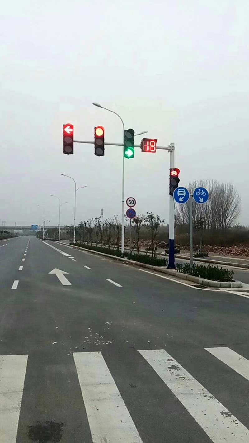 交通标志杆 、标志牌